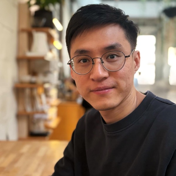 Portrait of Guan-Horng Liu